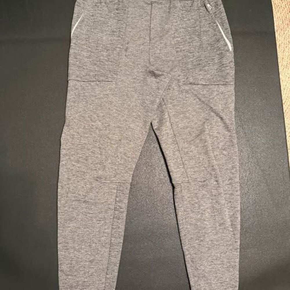 Lululemon mens large Textured Tech Pant Heathered Grey